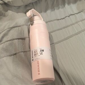 Stanley IceFlow Soft Pink Hydration Bottle